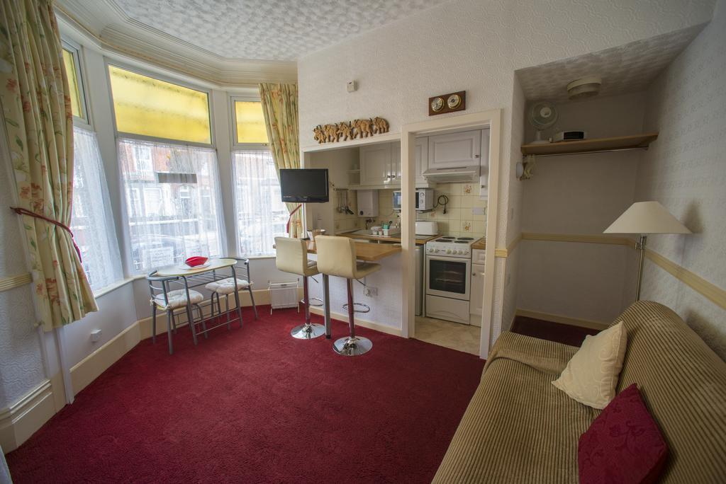 Lyndale Holiday Flats Blackpool Ngoại thất bức ảnh